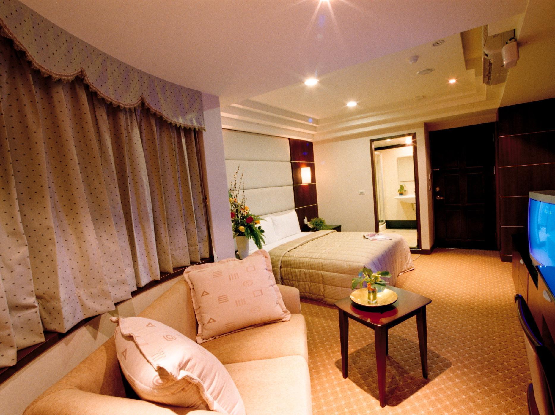 Sun Sweet Hotel Luodong Zewnętrze zdjęcie