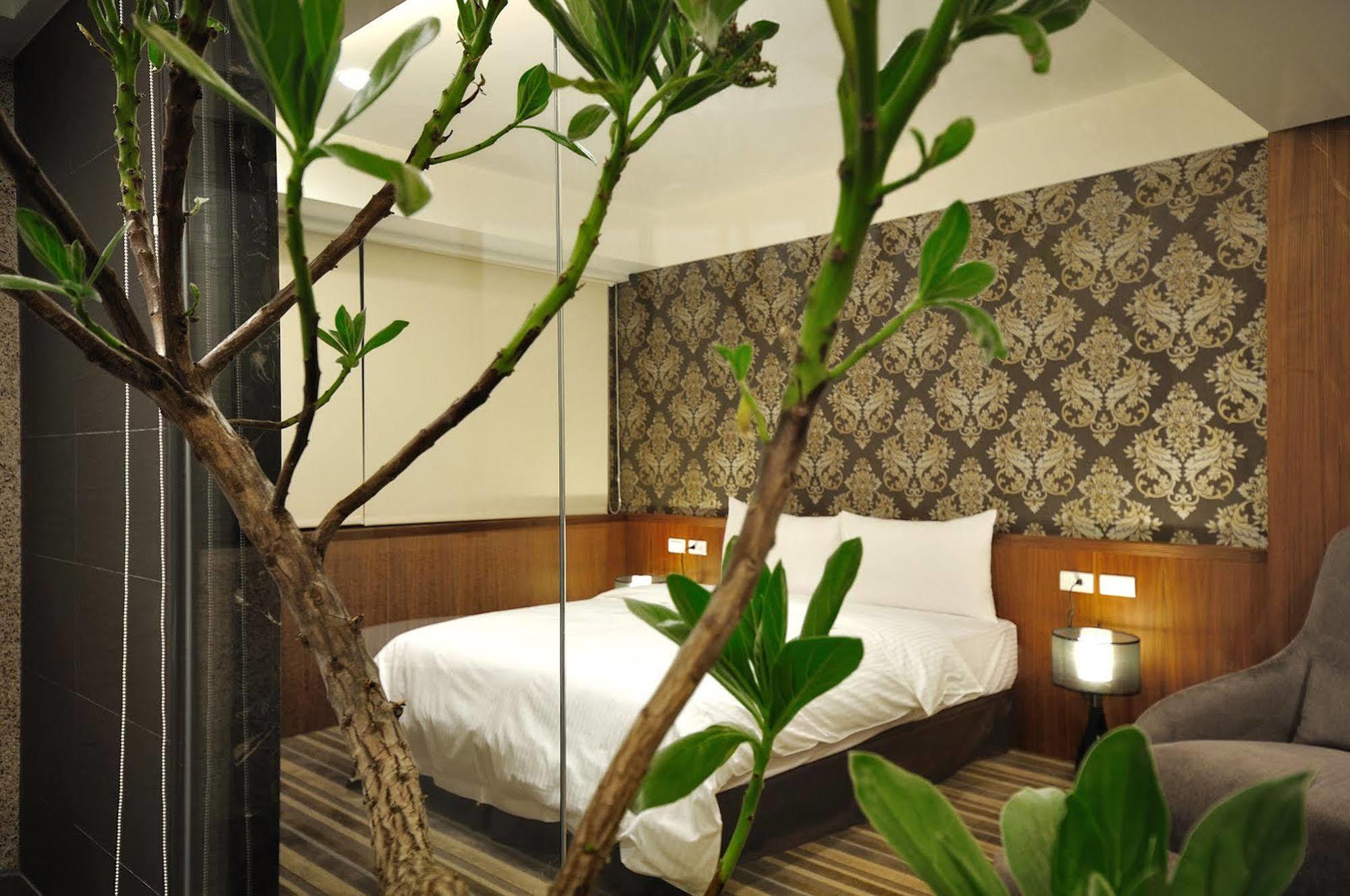 Sun Sweet Hotel Luodong Zewnętrze zdjęcie
