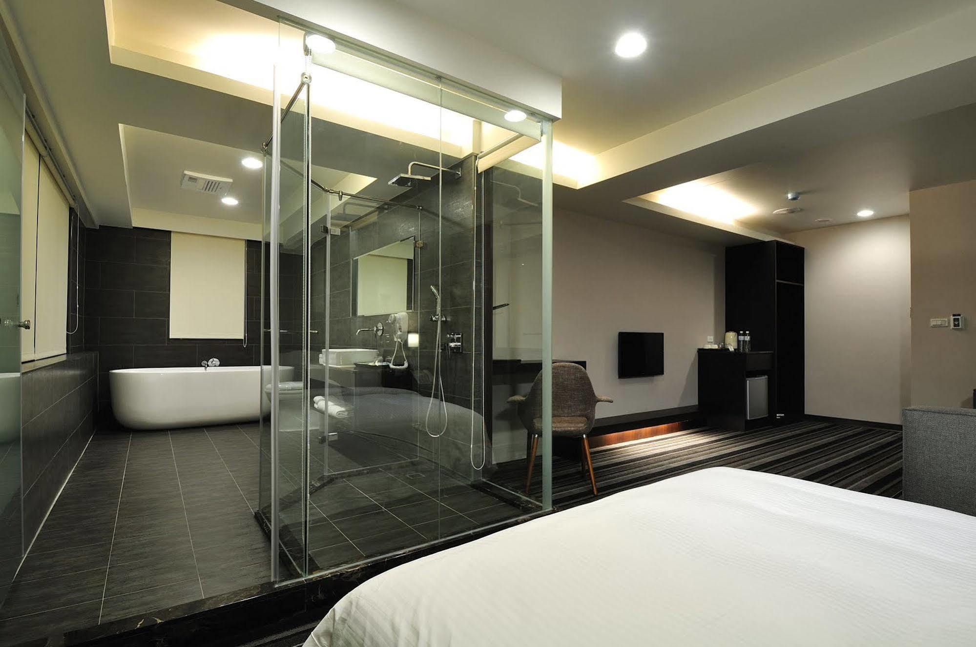 Sun Sweet Hotel Luodong Zewnętrze zdjęcie